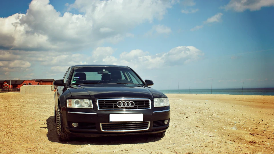 Audi A8 4.2 benzin