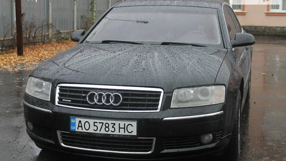 Audi A8 4.2 BFM Quattro 4