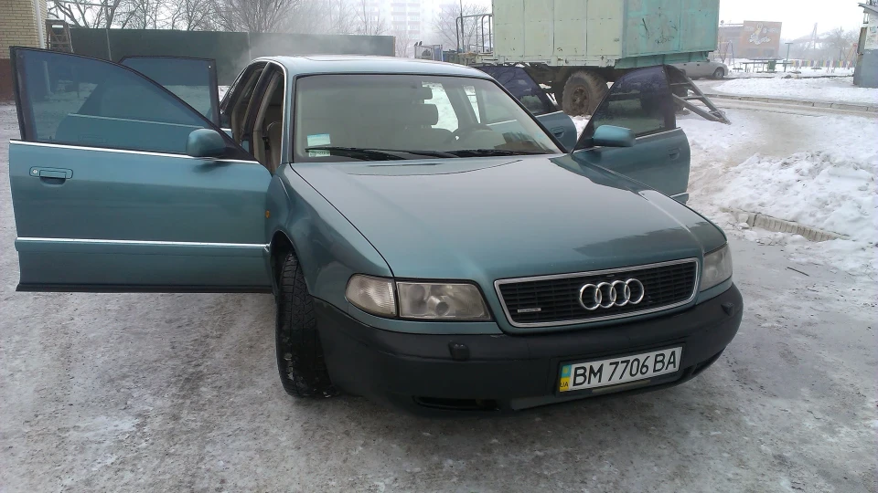 Audi A8 4.2 кватро)) 3