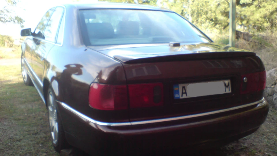 Audi A8 4.2 quattro 40v 3