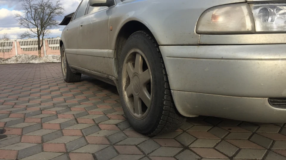 Audi A8 4.2 Quattro МКПП 5