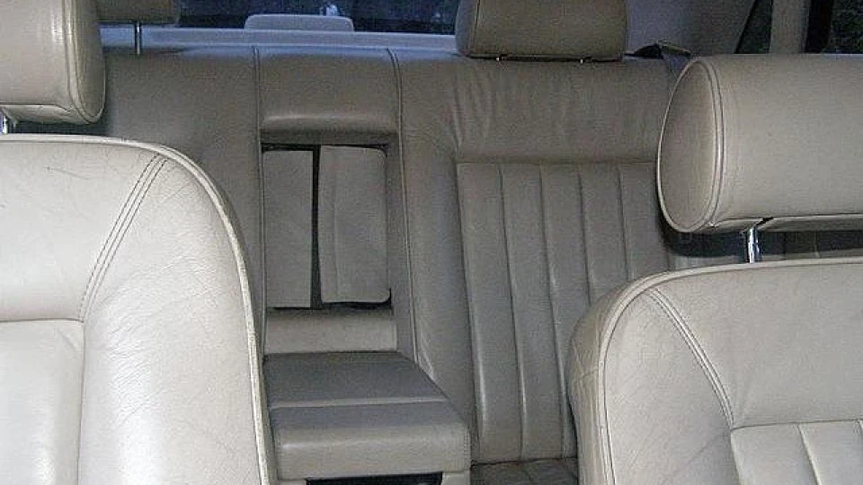 Audi A8 4.2 quattro 3