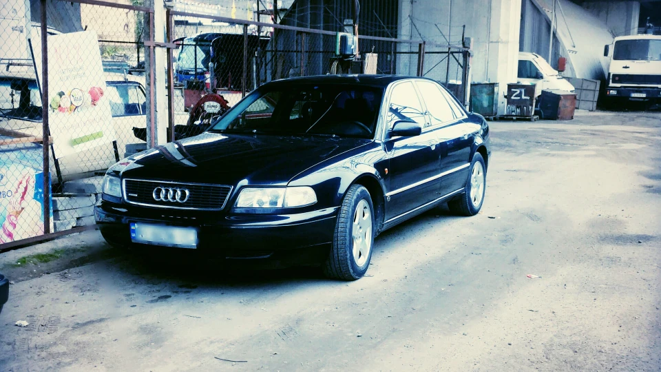 Audi A8 4.2 Quattro