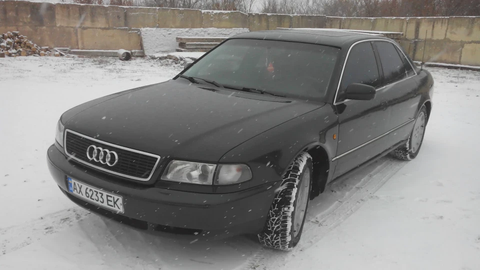 Audi A8 4,2 Quattro 2