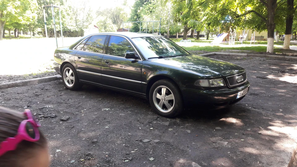Audi A8 4,2 Quattro 3