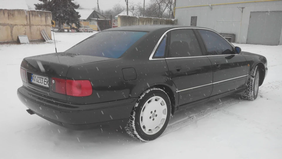 Audi A8 4,2 Quattro 5