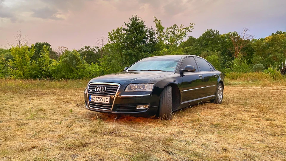 Audi A8 Авоська 3