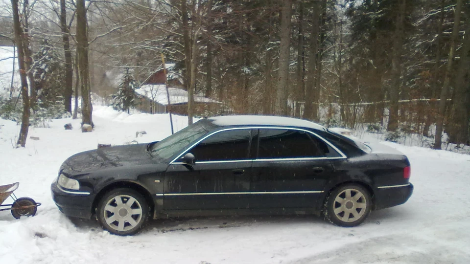 Audi A8 blok 4