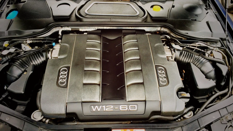 Audi A8 Швидший тільки ангел 3