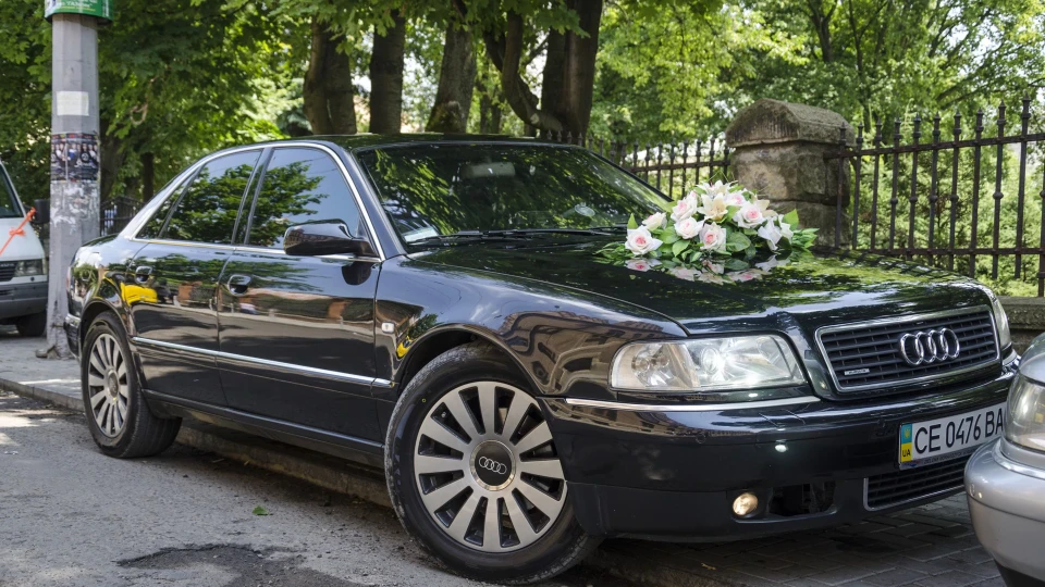 Audi A8 Чорна акула 5