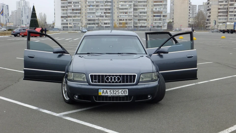 Audi A8 L 5
