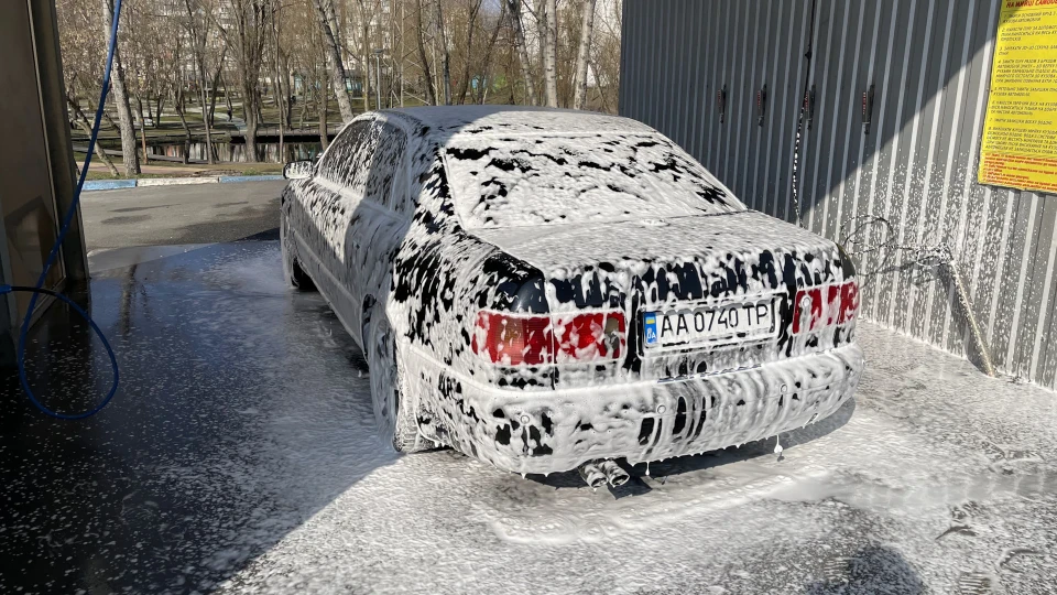 Audi A8 Lang 4.2 AUW 5