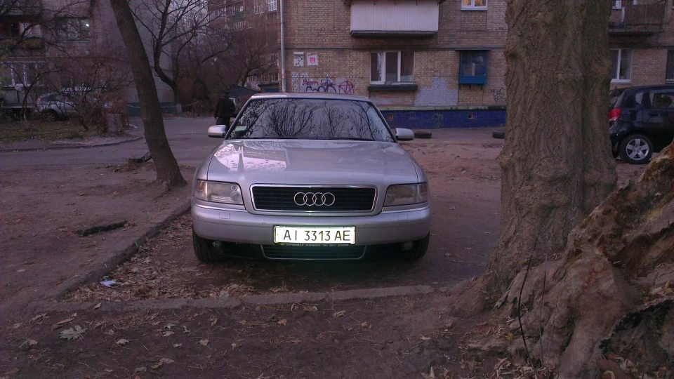 Audi A8 Quattro 2,5TDI 3