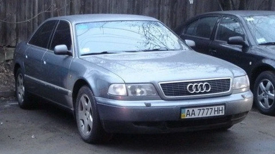 Audi A8 Quattro 4.2 2