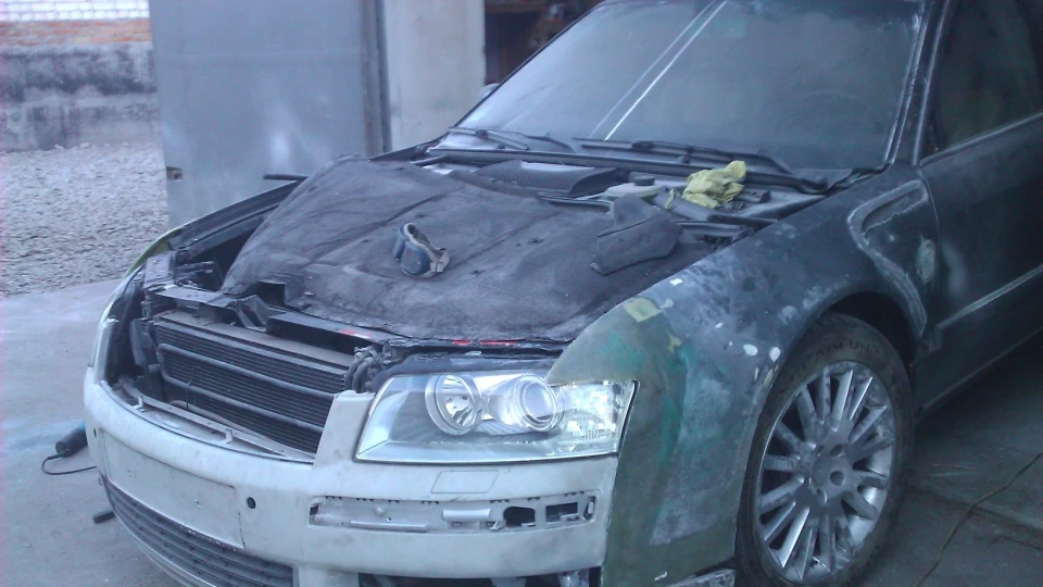 Audi A8 спортивний лімузин 2