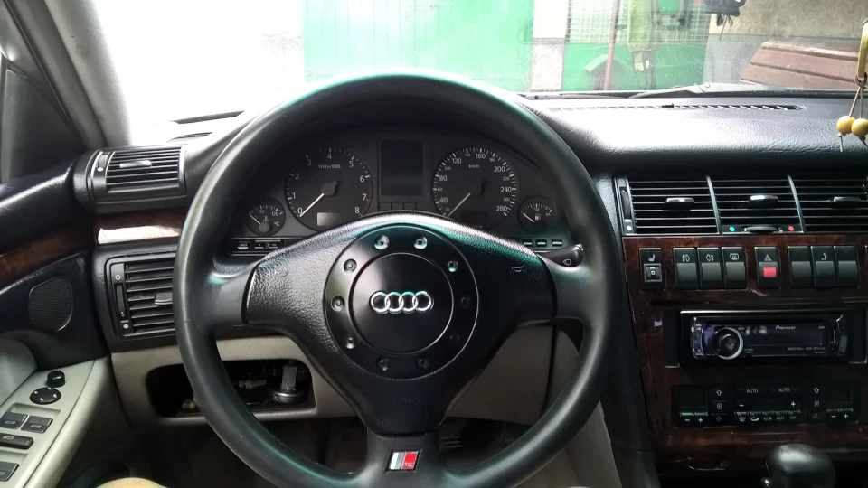 Audi A8 v8 4.2 ABZ 5