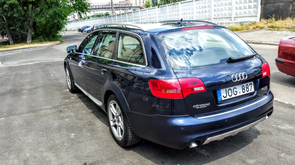 Audi Allroad 2