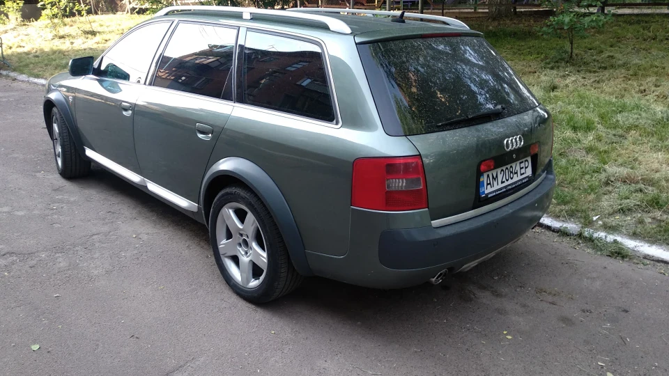 Audi Allroad 2,5 TDI 2