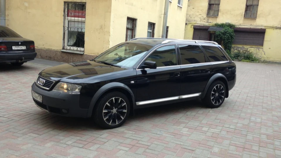 Audi Allroad Бегемотик 2