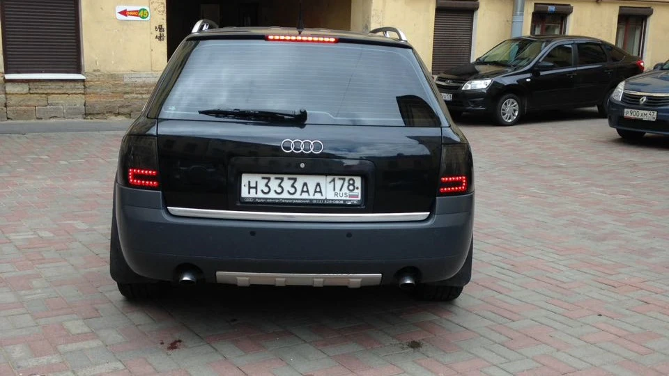 Audi Allroad Бегемотик 3