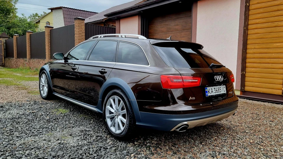 Audi Allroad Chocolate