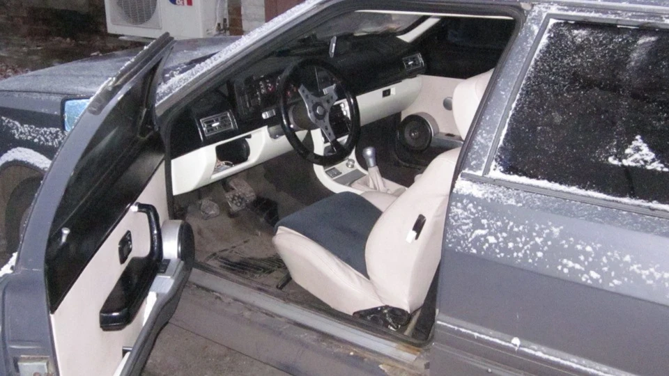 Audi Coupe 1.8 карб. 3