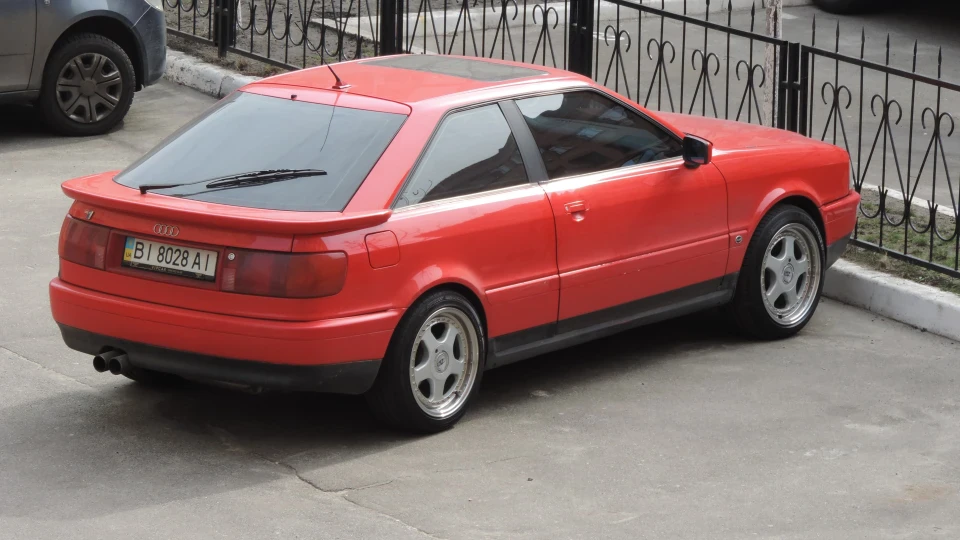Audi Coupe 2.6 quattro 4