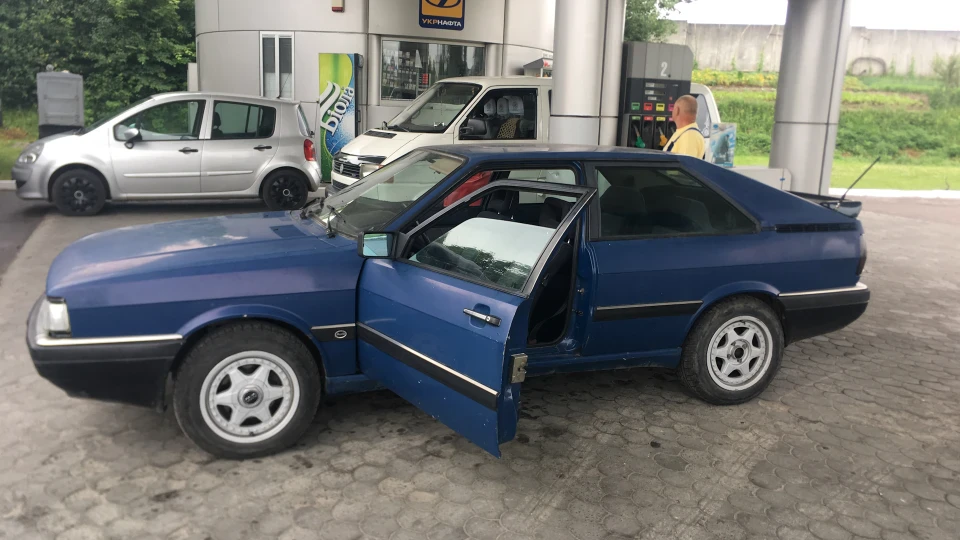 Audi Coupe Coupe GT BlauWagen