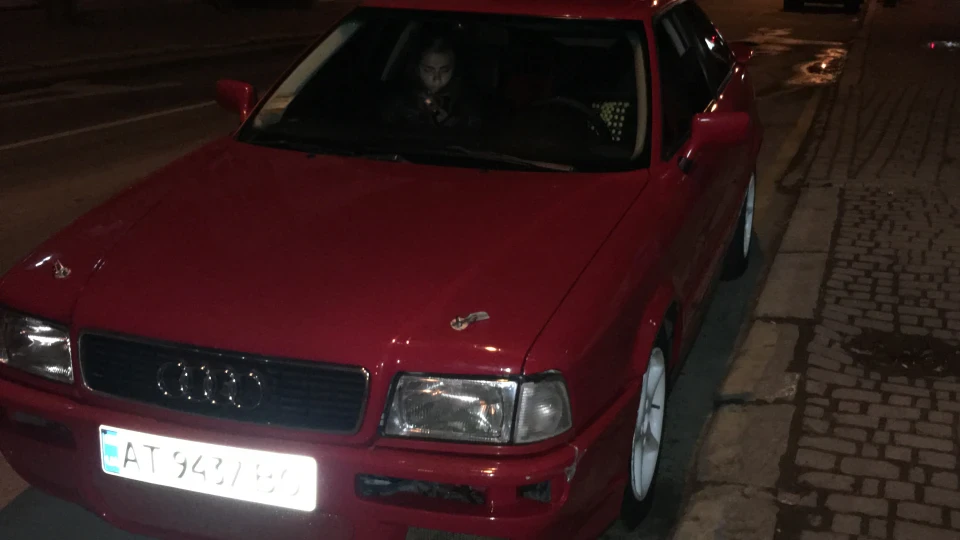 Audi Coupe Червона Блискавка
