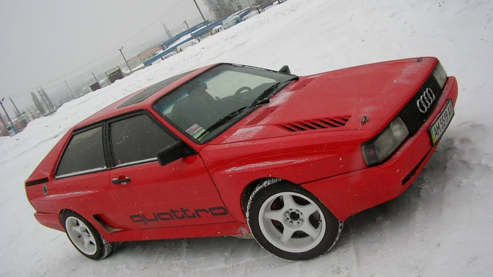 Audi Coupe Quattro 2