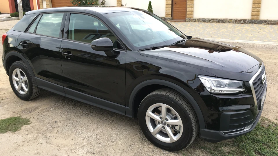 Audi Q2 3