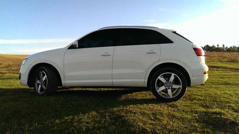 Audi Q3 білий амалфі 2.0 TDI
