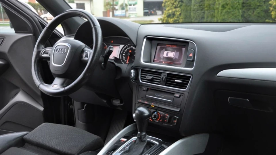 Audi Q5 5