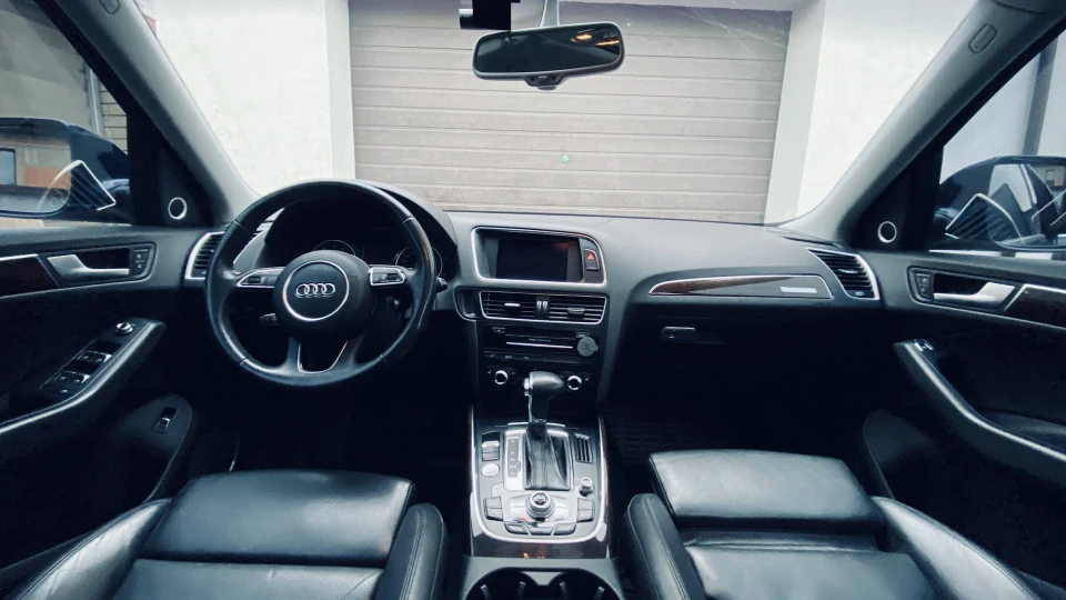 Audi Q5 4
