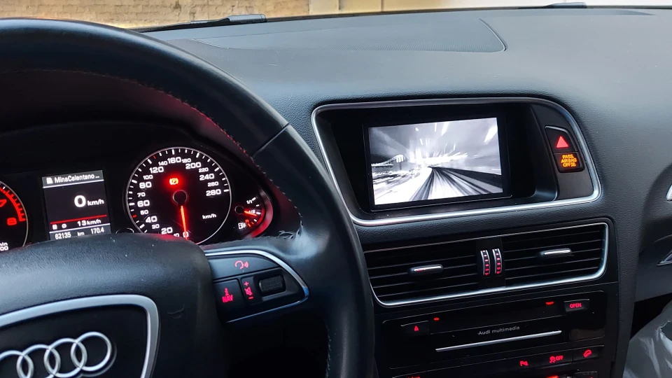 Audi Q5 2,0 TFSI Technik 3