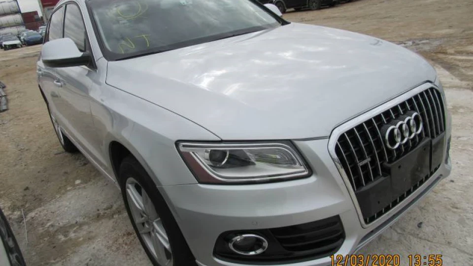 Audi Q5 2.0TFSI PREMIUM PLUS 2