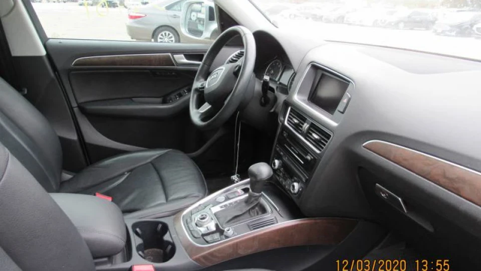 Audi Q5 2.0TFSI PREMIUM PLUS 3