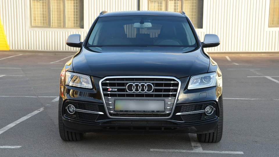 Audi Q5 Black Blade
