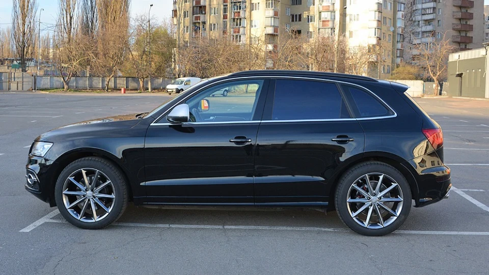 Audi Q5 Black Blade 5
