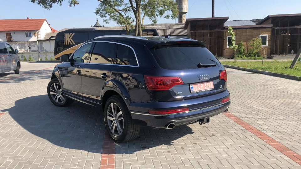 Audi Q7 2
