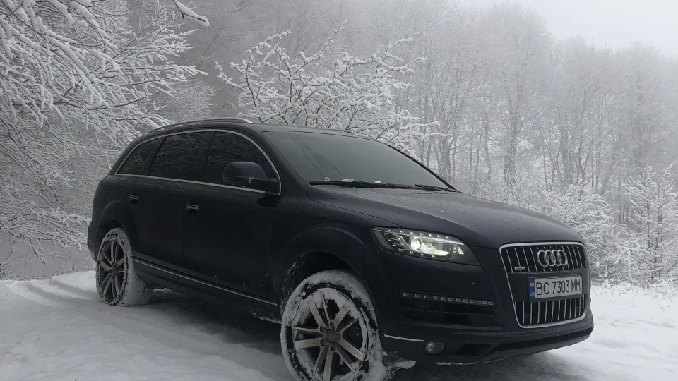 Audi Q7 5