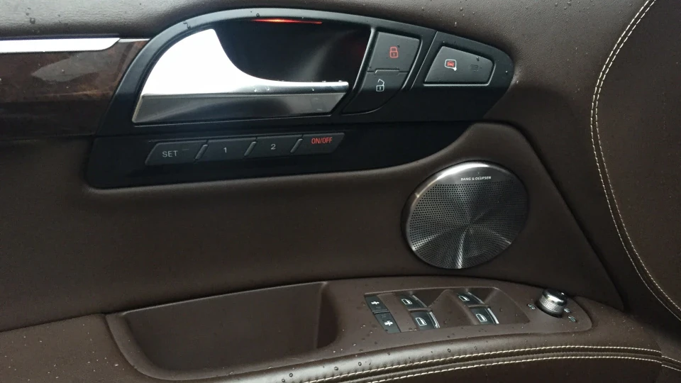 Audi Q7 4