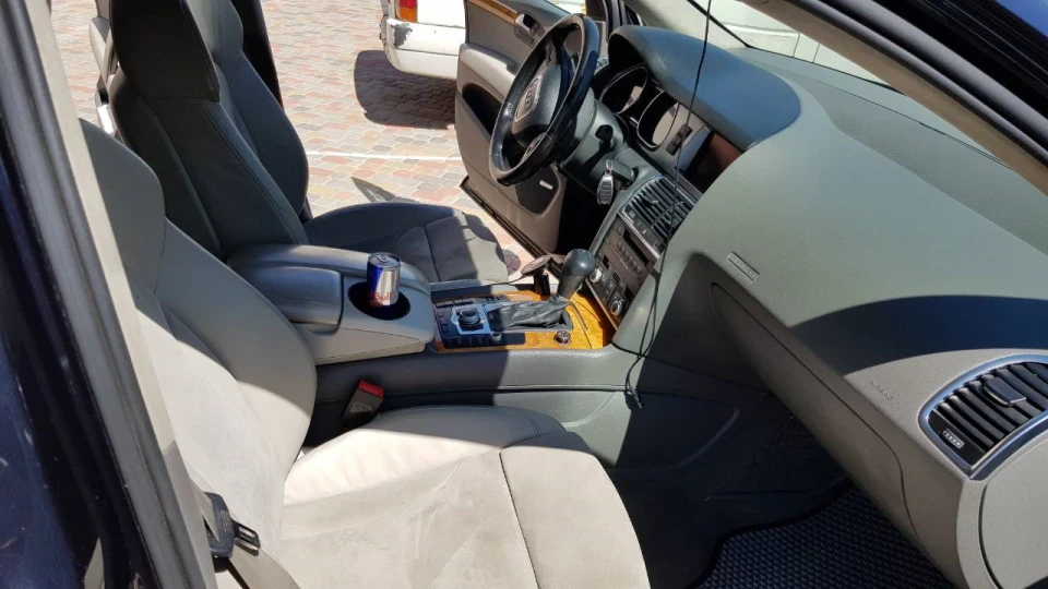 Audi Q7 3.0 TDI Синій Кіт