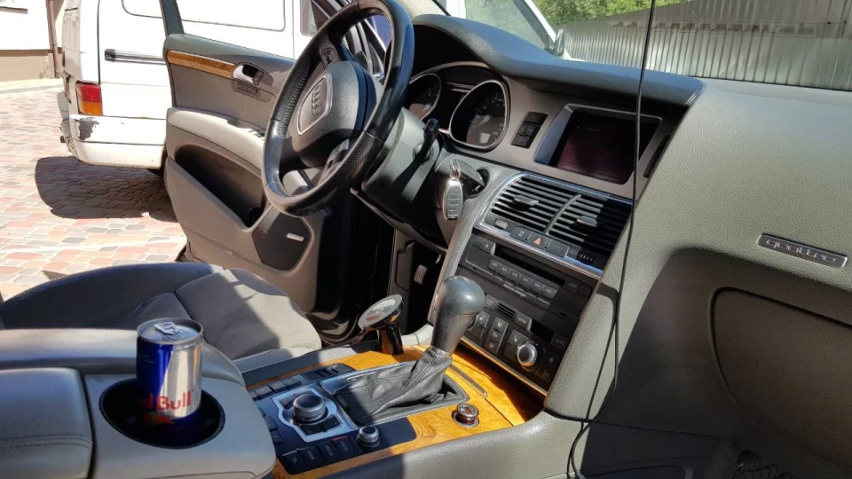 Audi Q7 3.0 TDI Синій Кіт 2