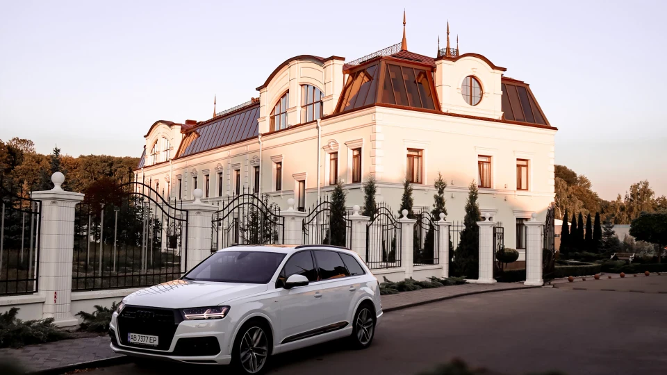 Audi Q7 3.0 TDI 5