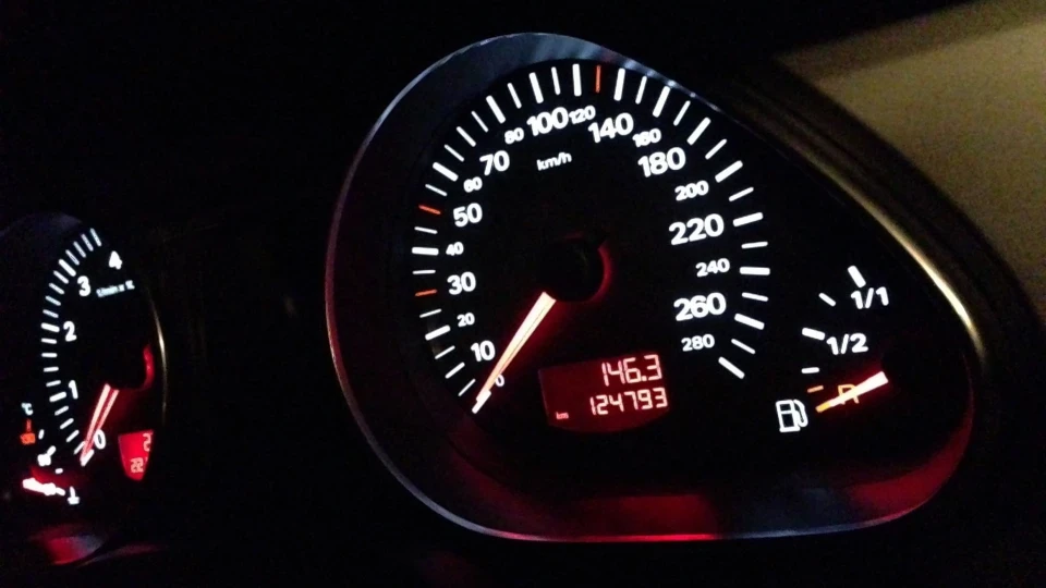 Audi Q7 4.2 Red Line 3
