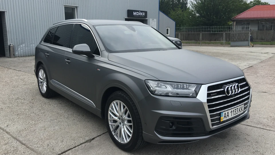 Audi Q7 Anthracite Matt 3