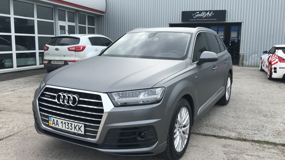 Audi Q7 Anthracite Matt 4