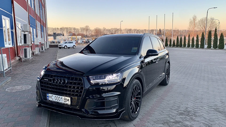 Audi Q7 Black Demon😈