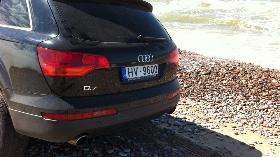 Audi Q7 Mr.Black 3